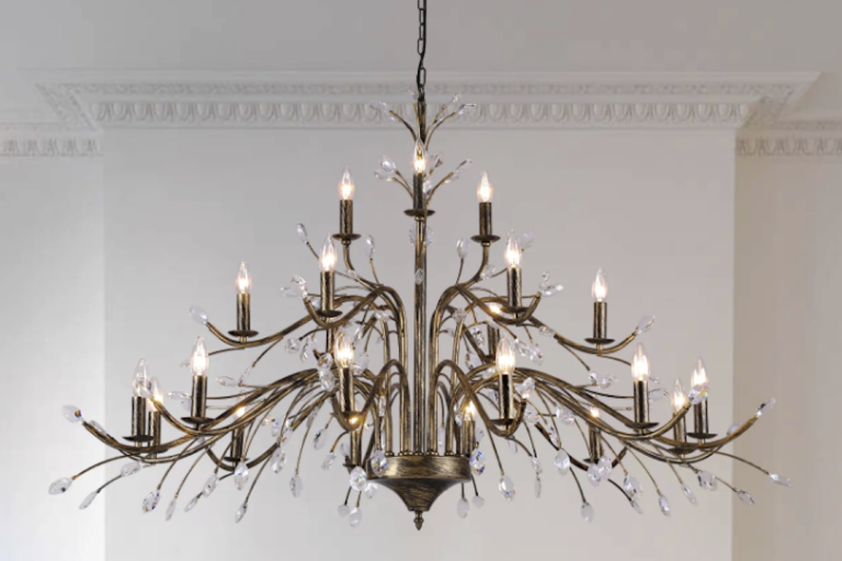 Rustic Elegance: Country Farmhouse Metal Chandelier